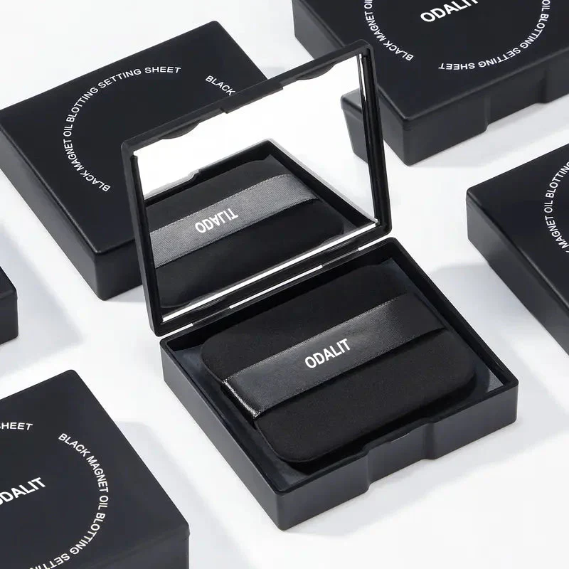 ⏰LAST DAY SALE 50% OFF!!💝Black Magnet Oil Blotting Setting Sheet With Powder More Control Oil Keep Fresh 2 IN 1 Blotting Sheet - Image 7