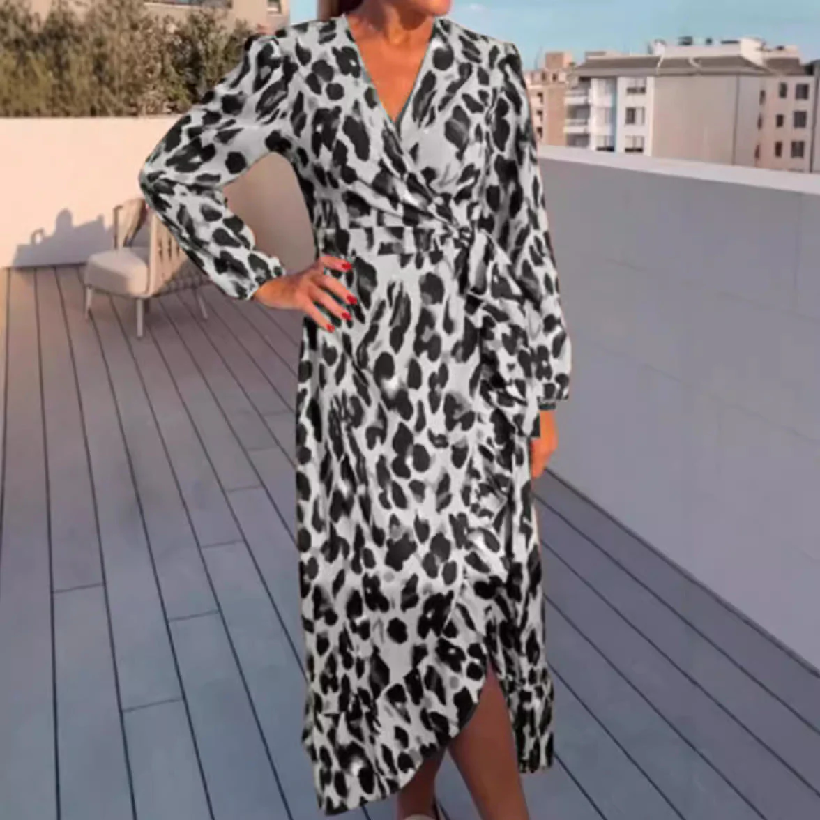 💃LAST DAY SALE 49% OFF🔥Women's Leopard Print V-Neck Long Sleeved Dress - Image 3
