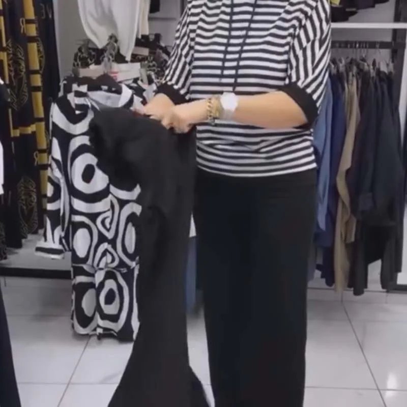 Women's Striped Top & Solid Pants Set - Image 2